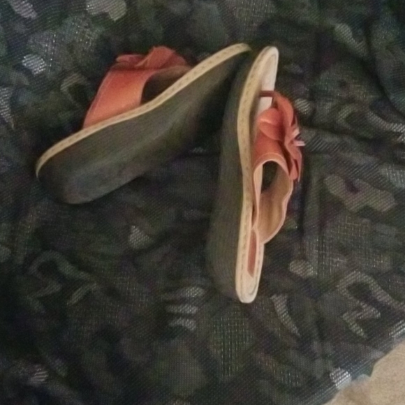 Sandals - Picture 3 of 3